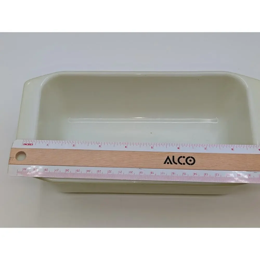 Vintage Pyrex 913 Loaf Pan Ovenware in Verde Yellow 1950-1959